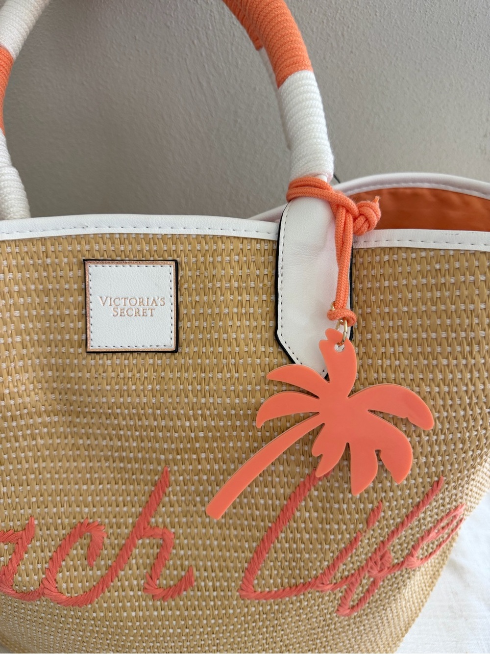 Victoria’s Secret Beach Life Straw Tote Bag - Picture 3 of 10